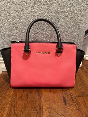 Michael Kors Pink and Black selma Leather Satchel with Gold Logo